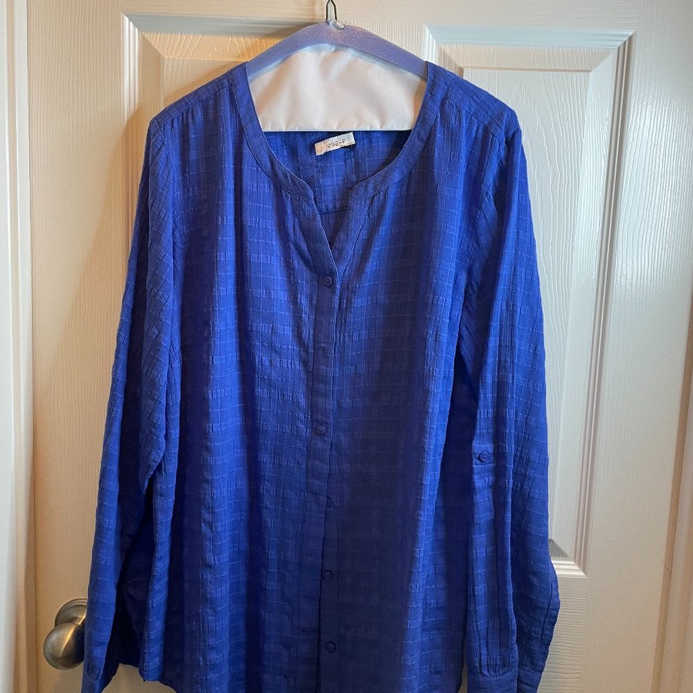 Talbot's Women'sBlue linen Blouse size large
